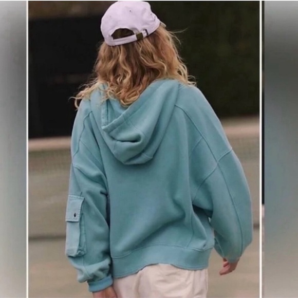 NWT Free People FP Movement Intercept 1/2 Zip Cargo Hoodie Lt. Blue - Picture 3 of 4